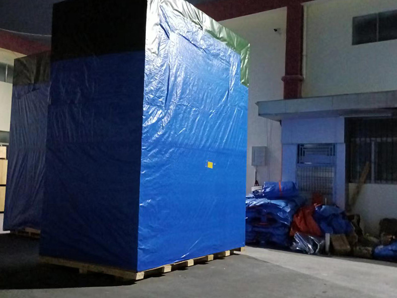 深(shēn)圳新能源防(fang)雨真空木箱(xiang)