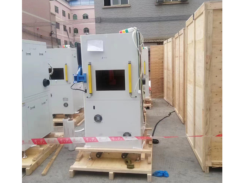 東(dong)莞某公(gōng)司出口(kǒu)越南木(mù)箱