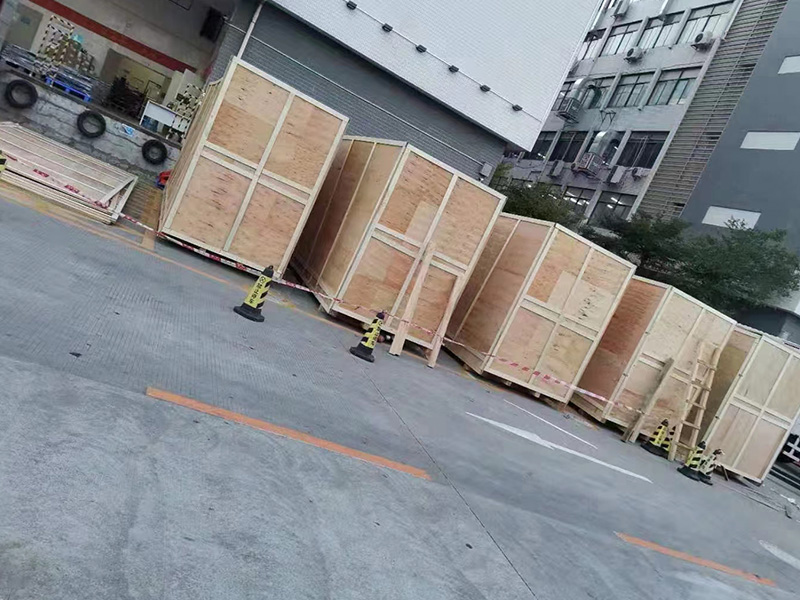 重型加(jiā)固木箱