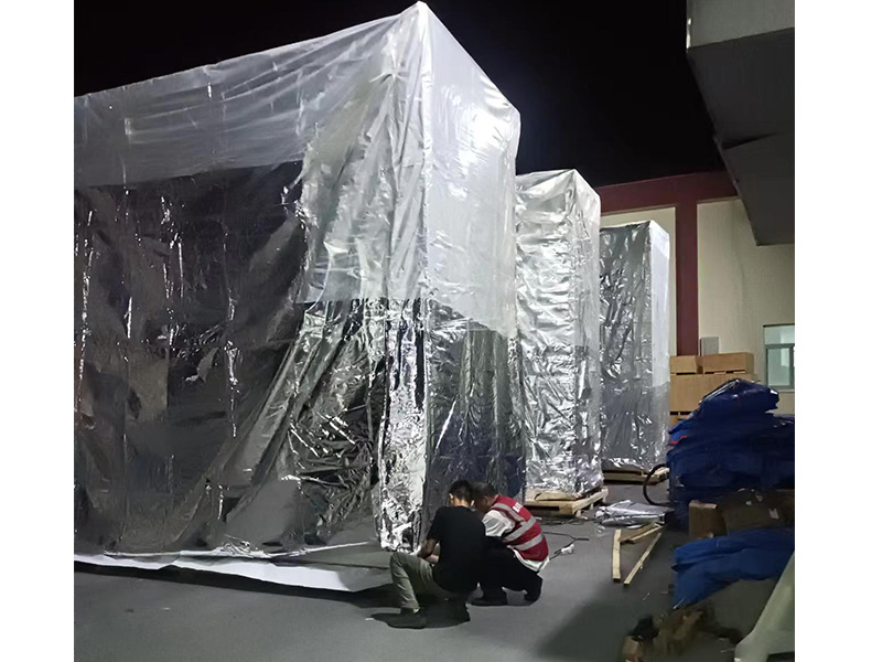 新(xin)能源真空(kōng)木箱